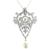 Queen Elizabeth II's Jubilee Pendant and Detachable Brooch - TimeLine Gifts