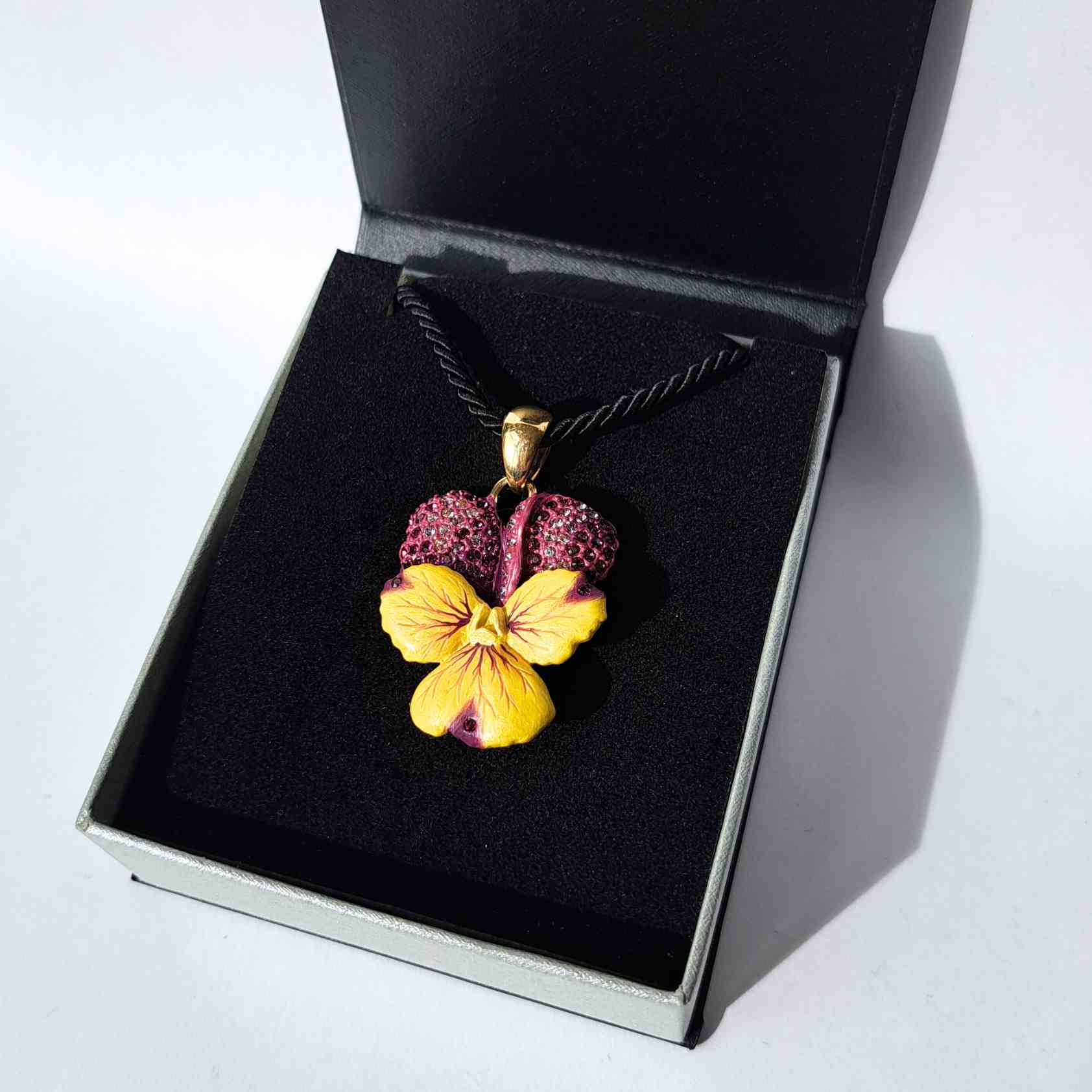 Violet Flower Pendant (Small) - TimeLine Gifts