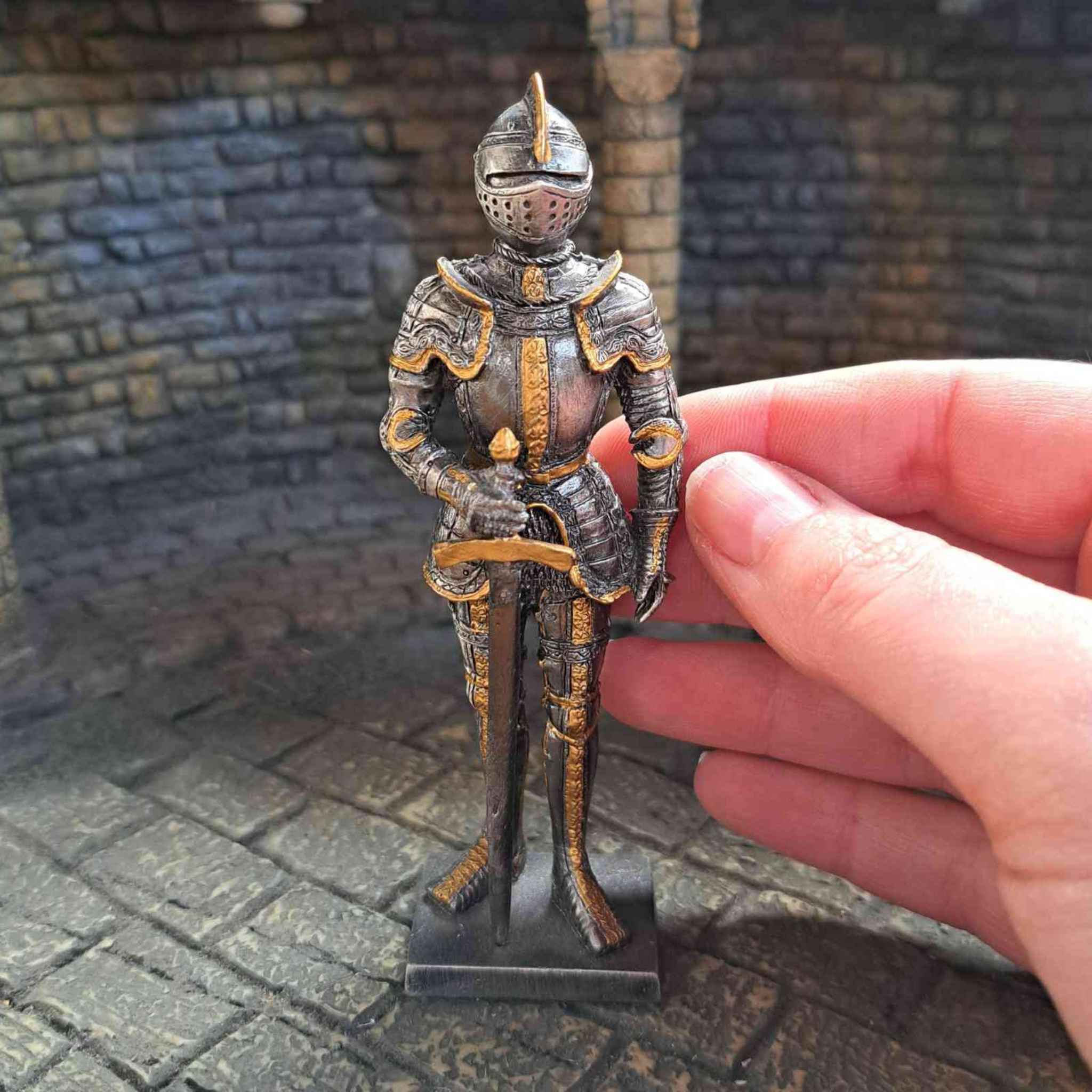 16th Century knight with hand pictured for scale