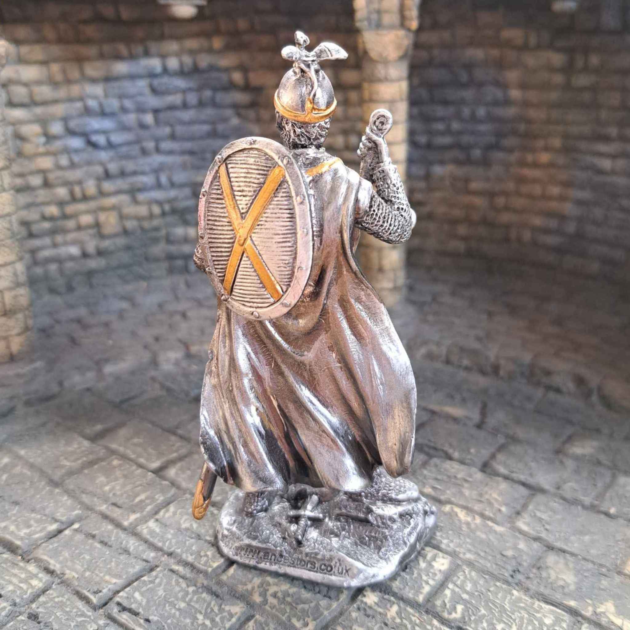 William Wallace metal figurine back view