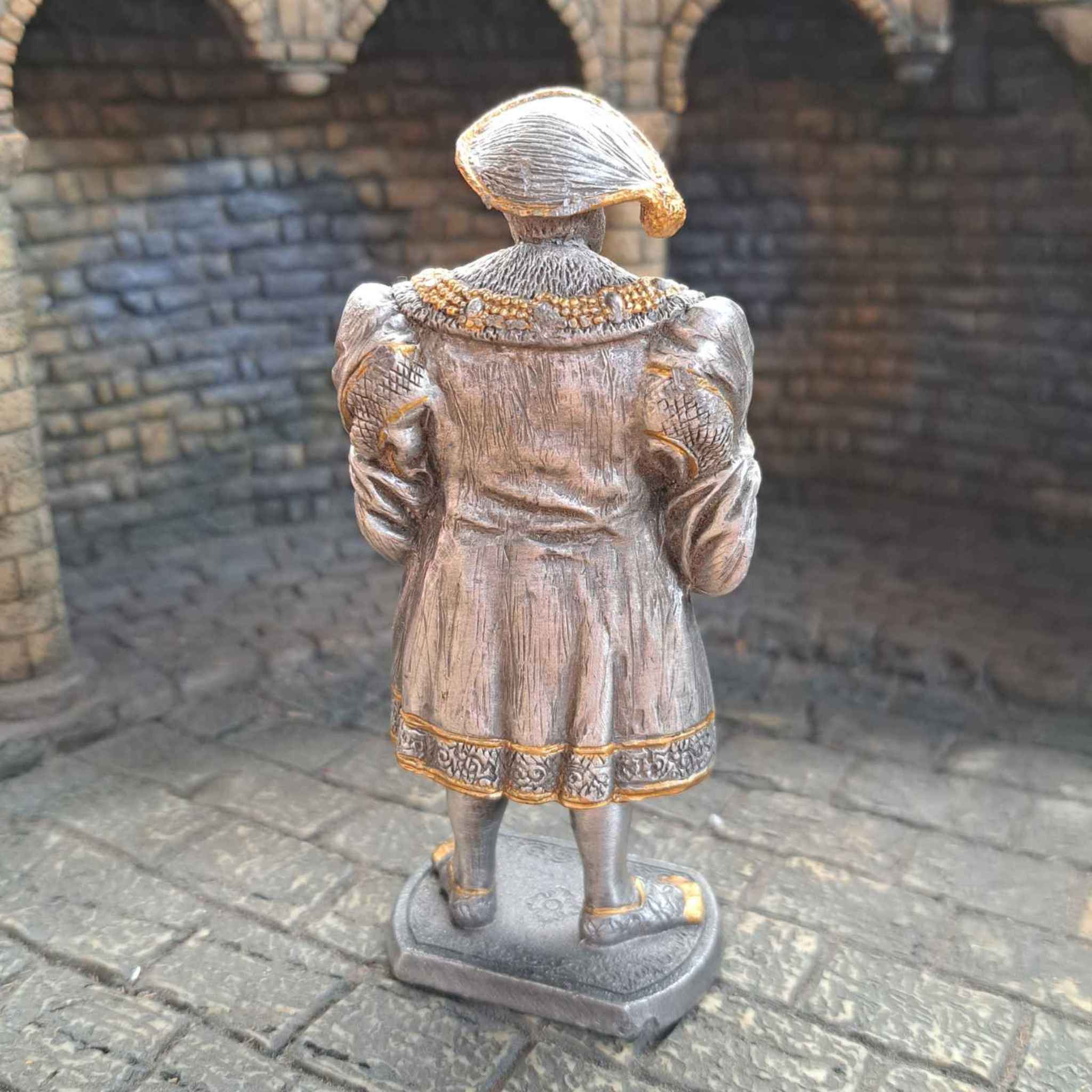 Henry VIII metal model statue back view