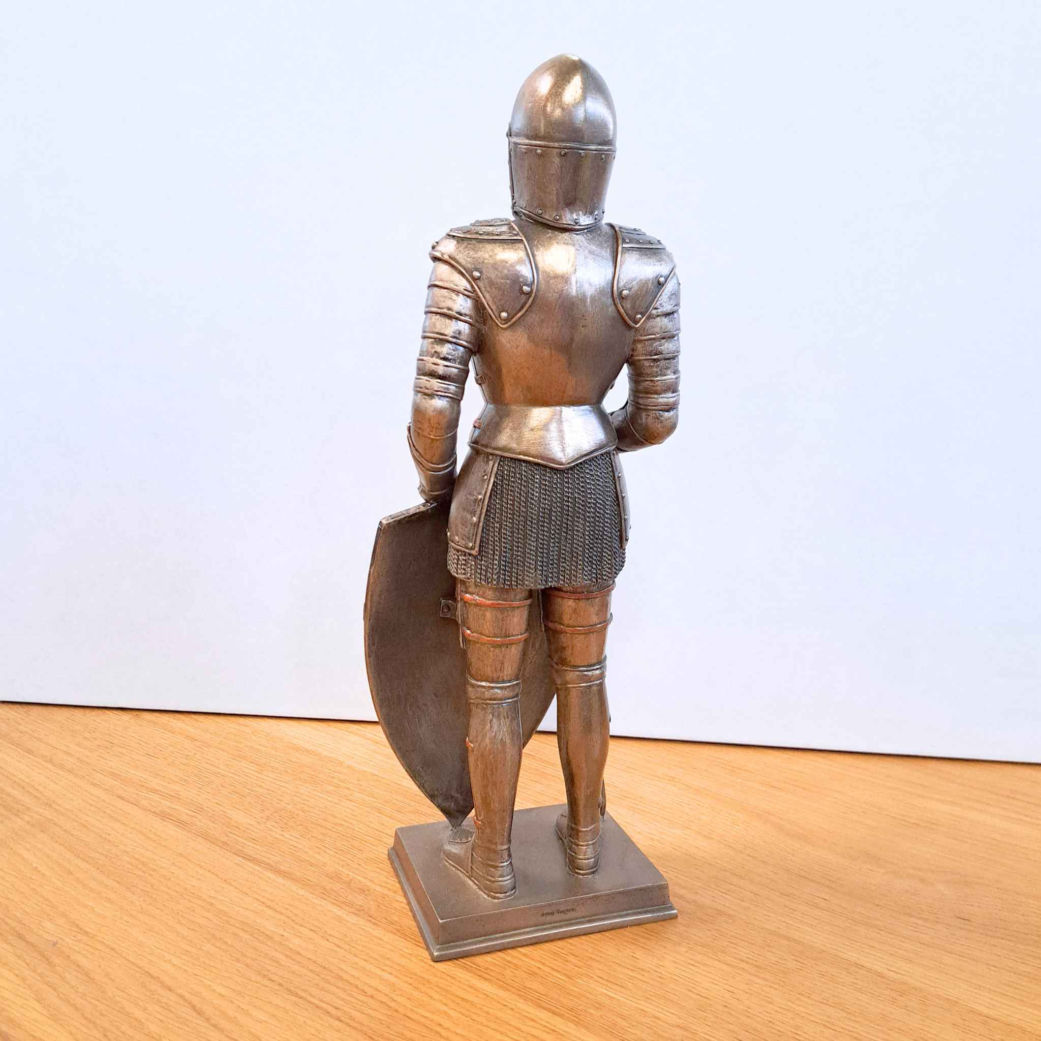 Medieval Knight with Shield back view - resin knight statue